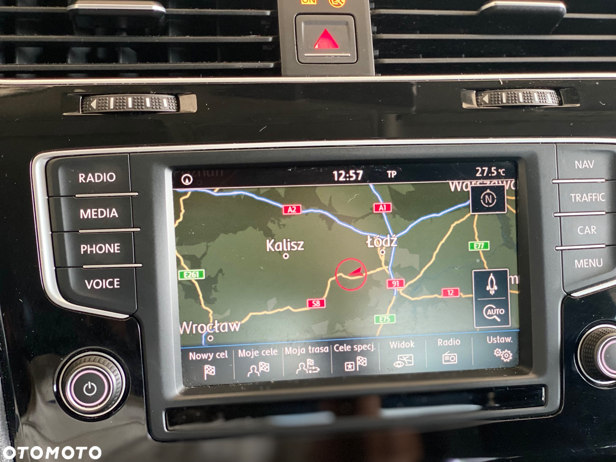 Volkswagen Golf VII 1.4 TSI BMT Highline DSG - 28