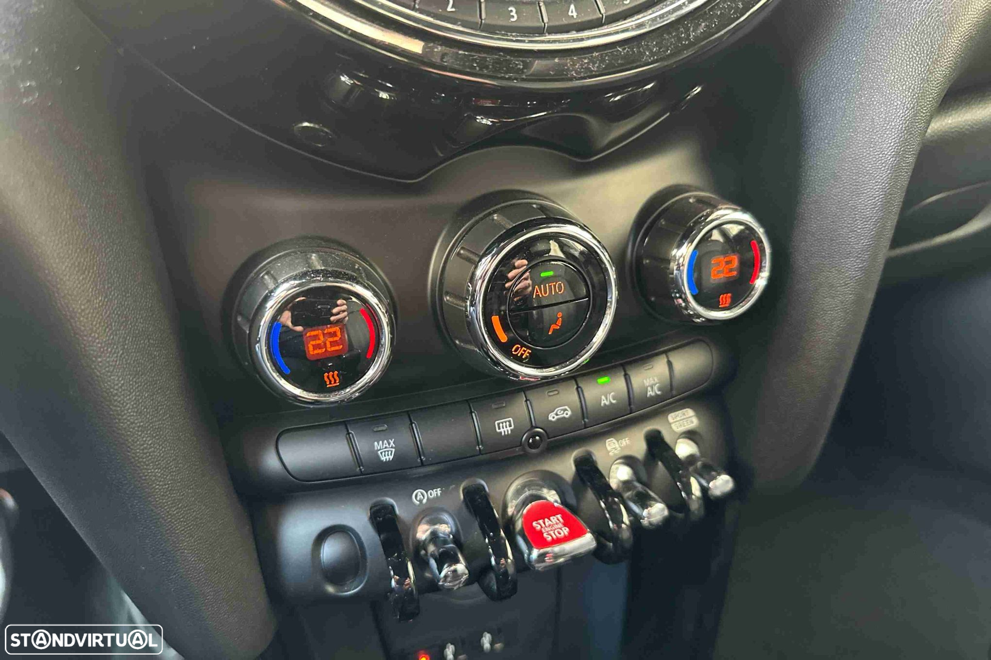 MINI 5 Portas Cooper SD Auto Desportiva - 15