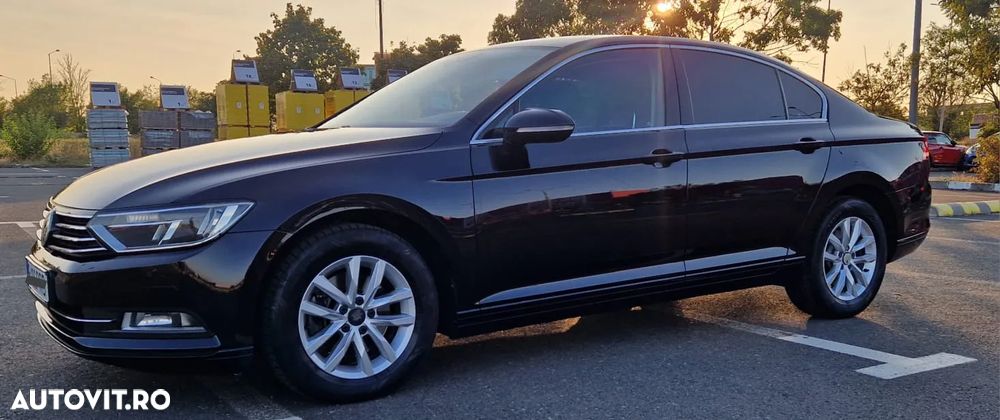 Volkswagen Passat - 4