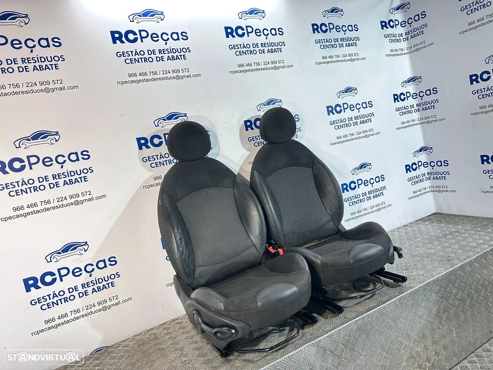 .Conjunto de Bancos em Pele e Tecido Mini Cooper R55 R56 Original - 9