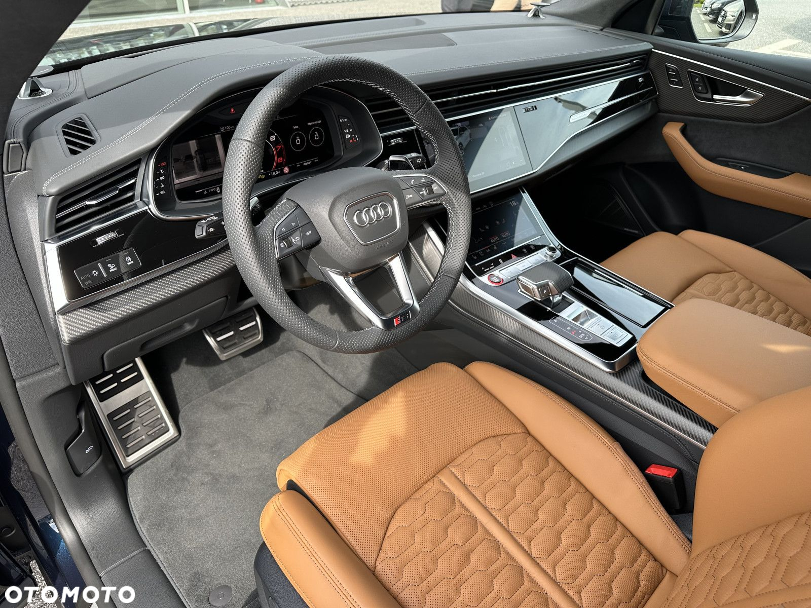 Audi RS Q8 - 15