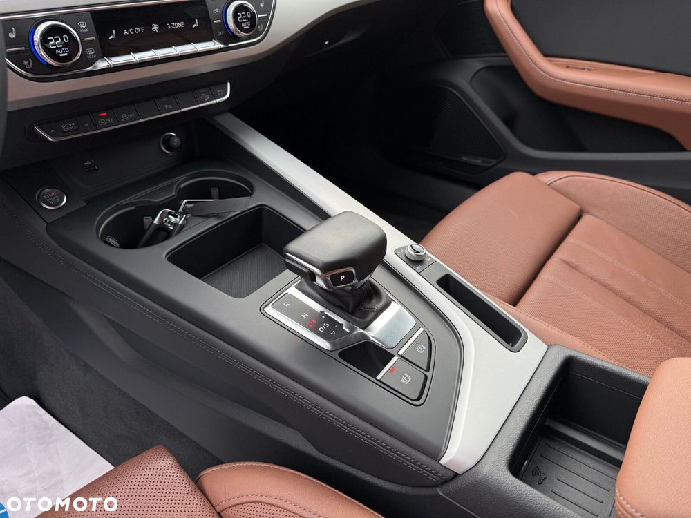 Audi A4 Allroad - 12