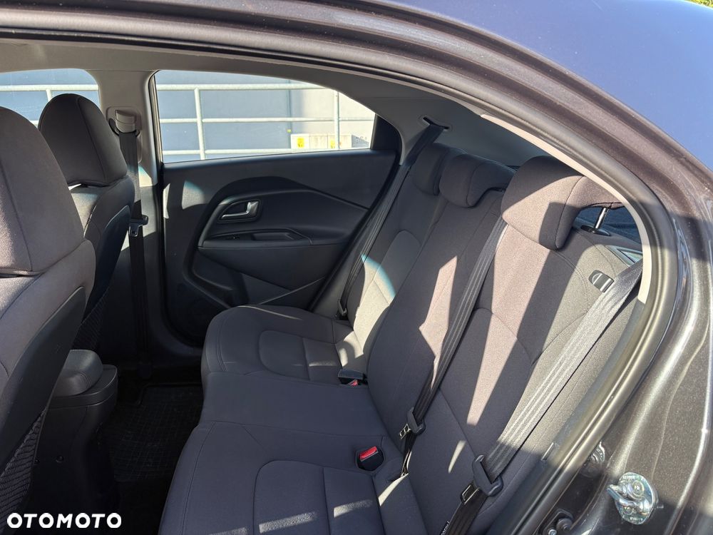Kia Rio 1.2 L - 7
