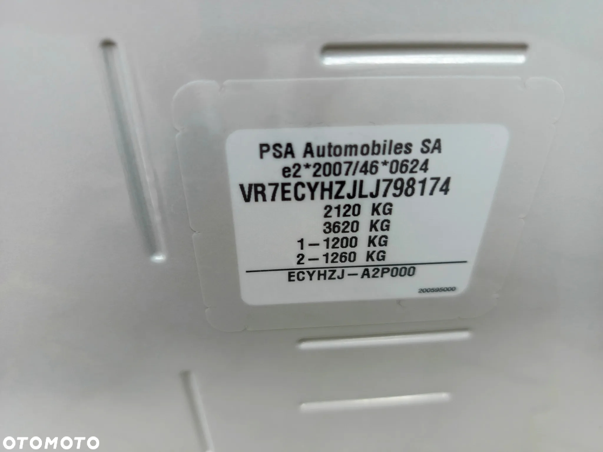 Citroën Berlingo M BlueHDi 130 SHINE - 25