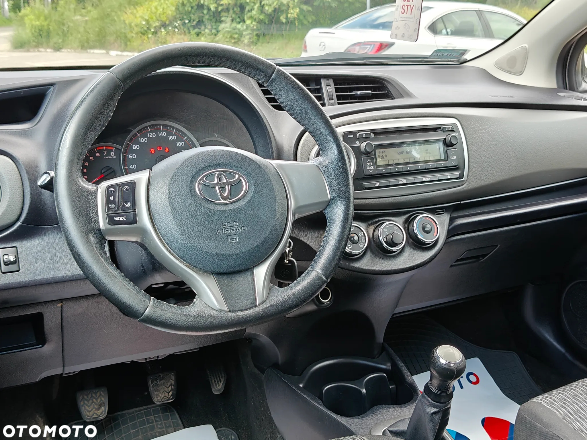 Toyota Yaris 1.0 Entry - 15