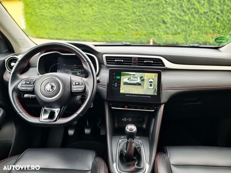 MG ZS ICE 1.5 VTI-tech Luxury - 26