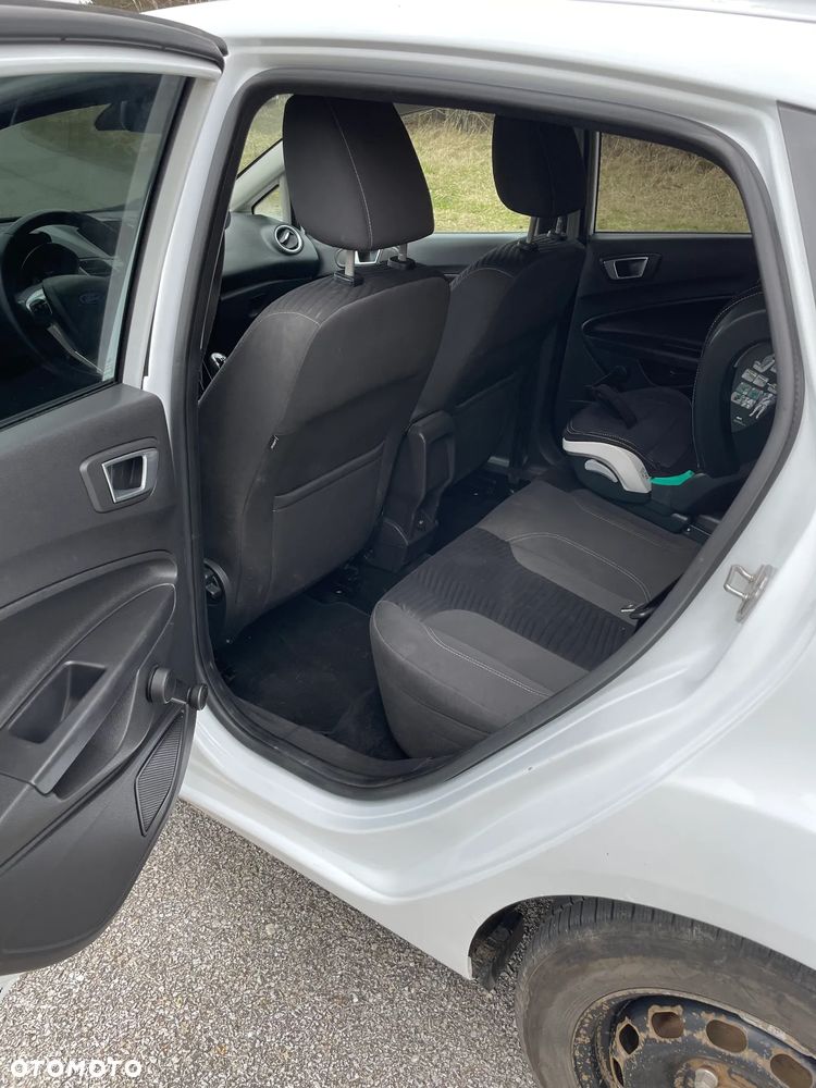 Ford Fiesta 1.6 TDCi Titanium - 13