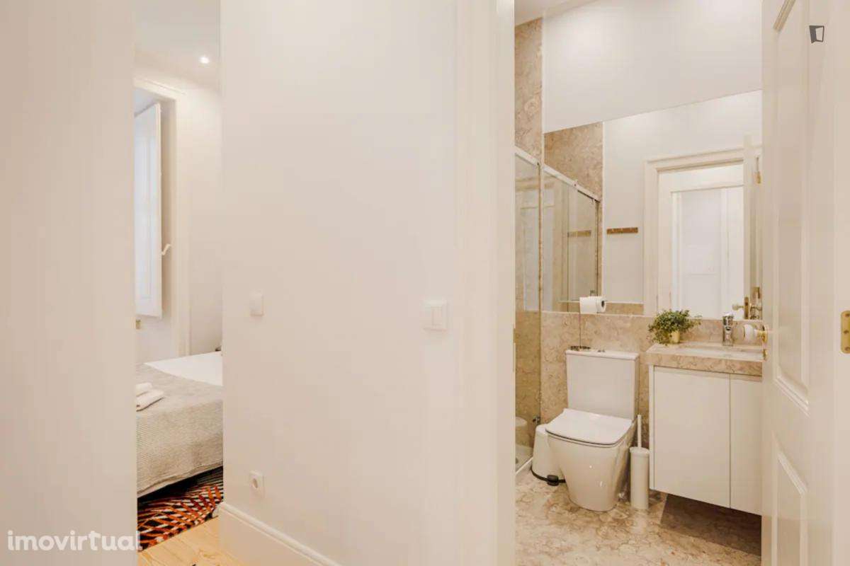 Apartamento com 2 quartos - localizado em Baixa Lisbon - Grande imagem: 3/13