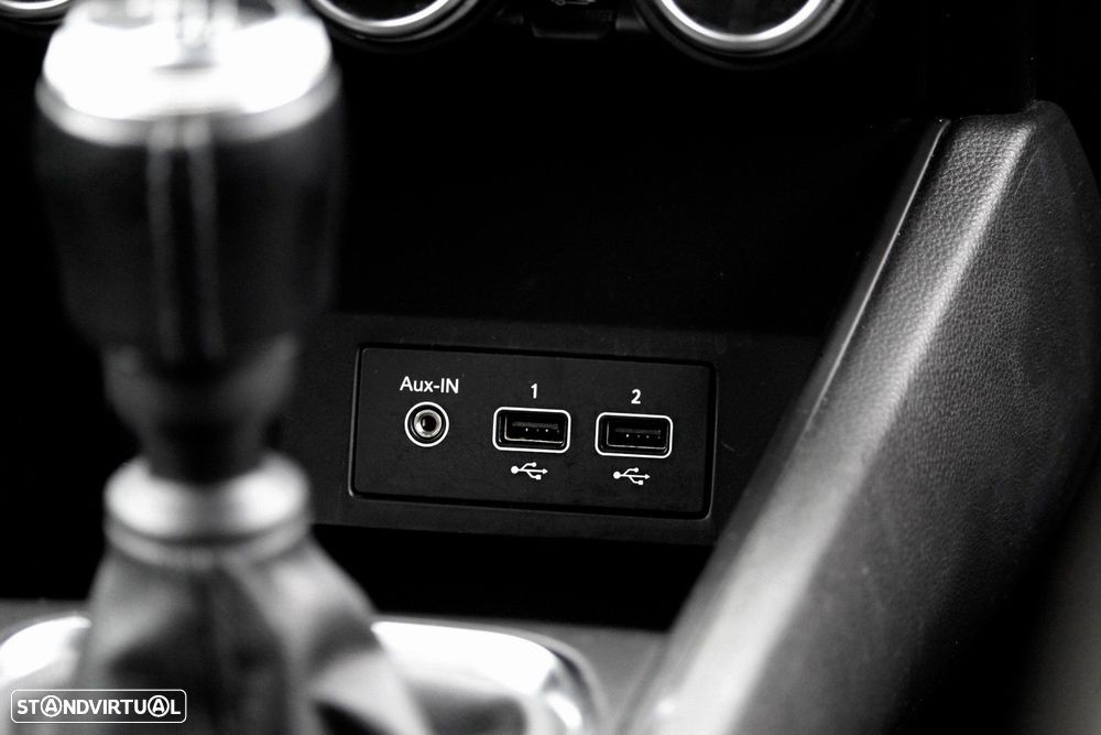 Renault Captur 1.0 TCe Techno Bi-Fuel - 23