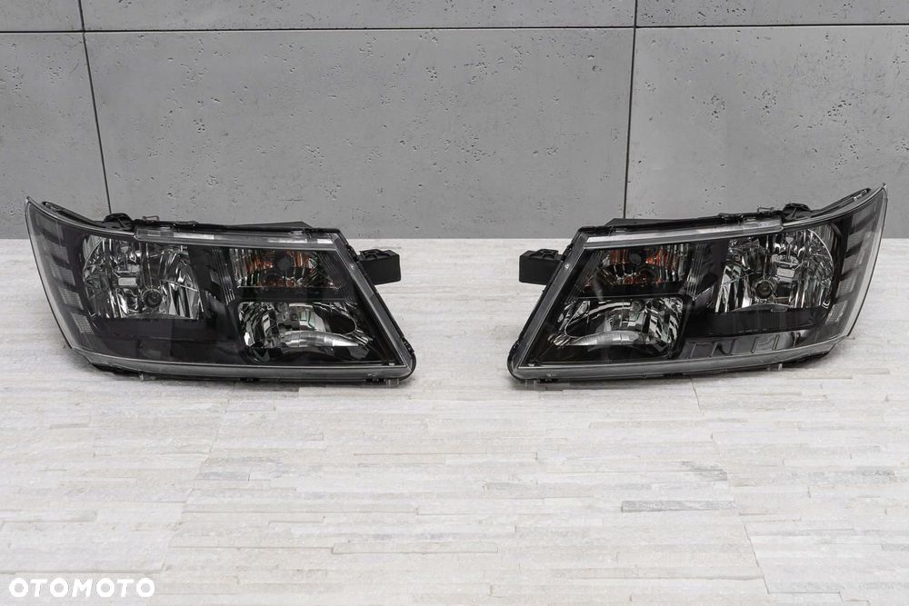 fiat freemont 2011-2015 lampy przednie czarne komplet 68200085ab europ - 5