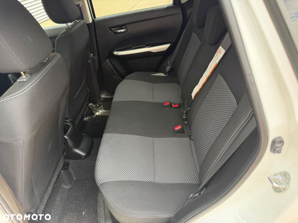 Suzuki Vitara 1.6 (4x4) Allgrip Comfort - 29