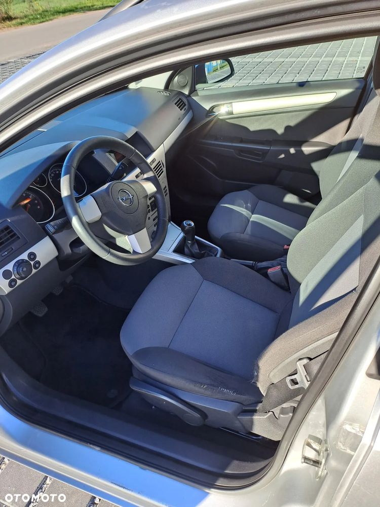 Opel Astra - 8