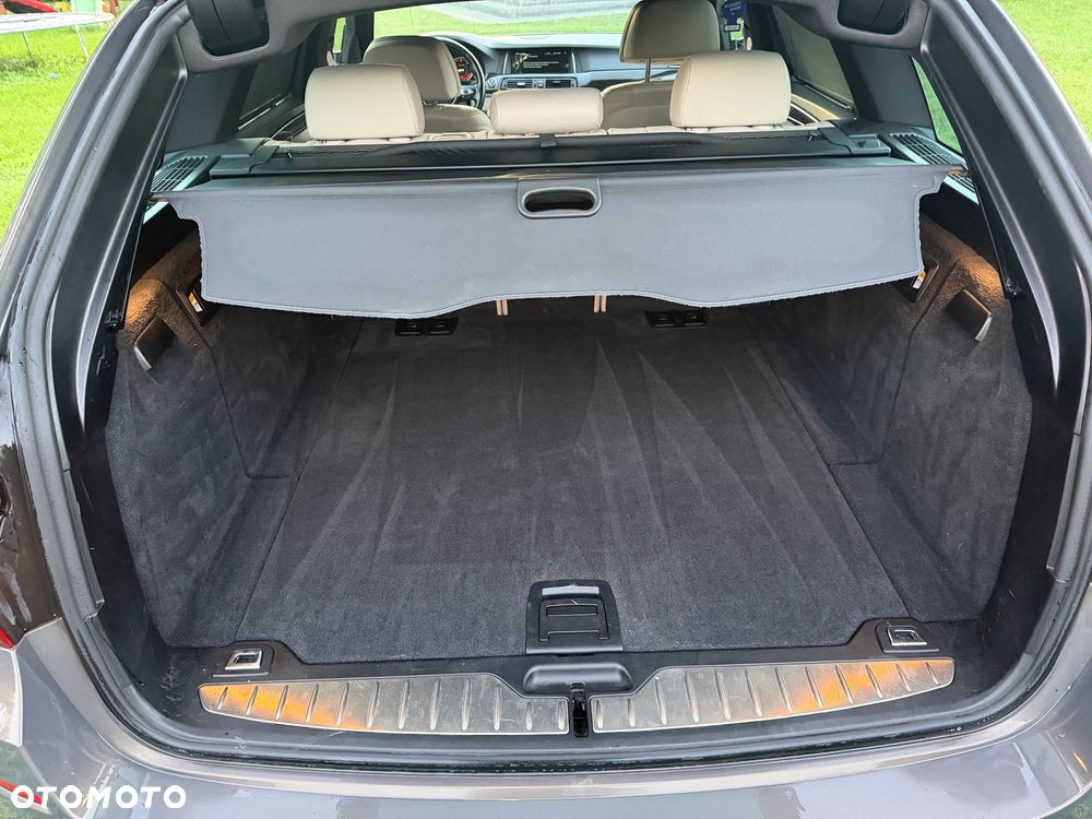 BMW Seria 5 520d M Sport - 19