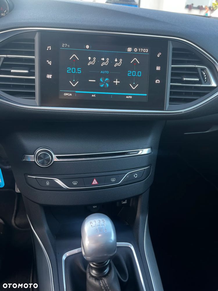 Peugeot 308 BlueHDi FAP 130 Stop & Start Allure Pack - 26