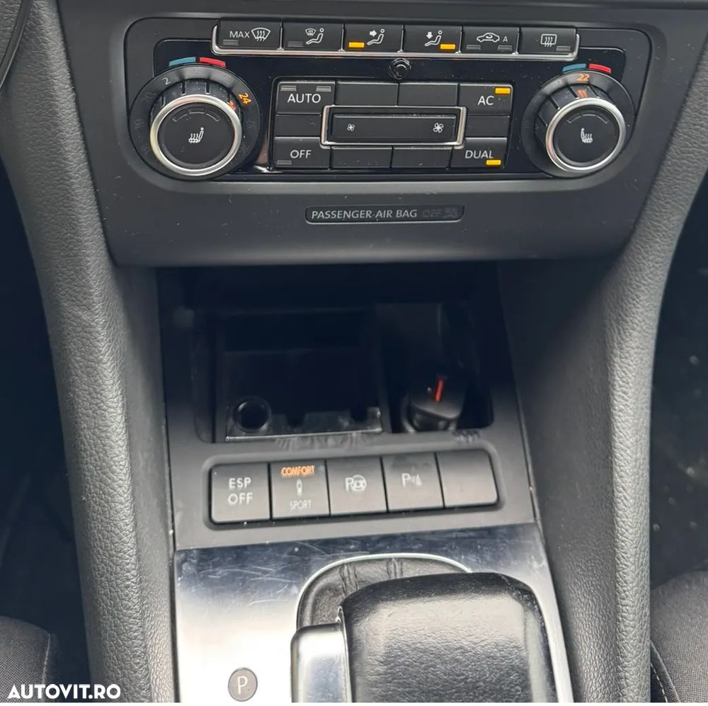 Volkswagen Golf 1.4 TSI Comfortline DSG - 8