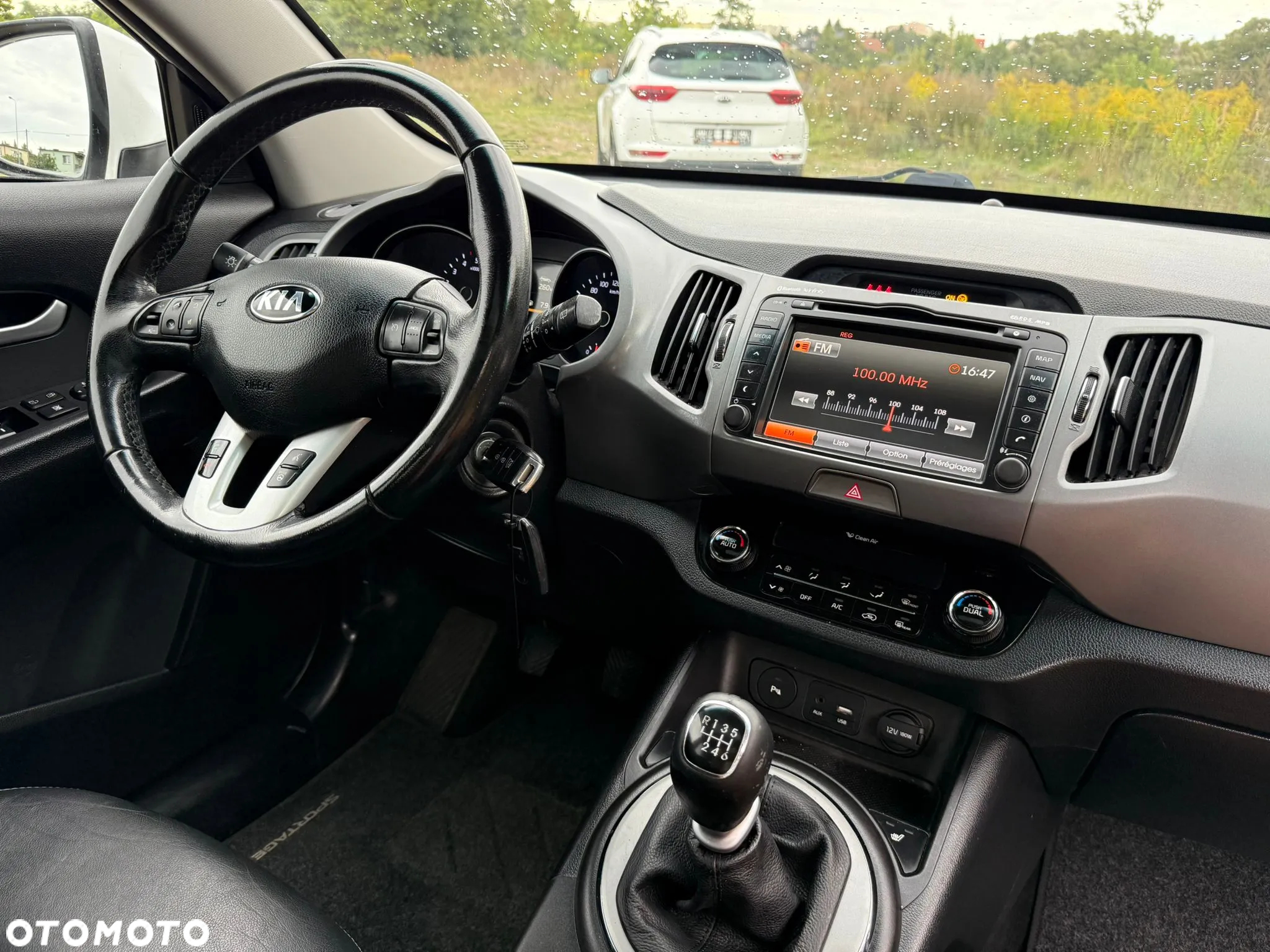 Kia Sportage - 16