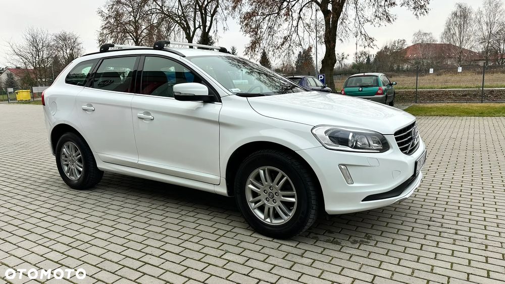 Volvo XC 60 D5 AWD Momentum - 1