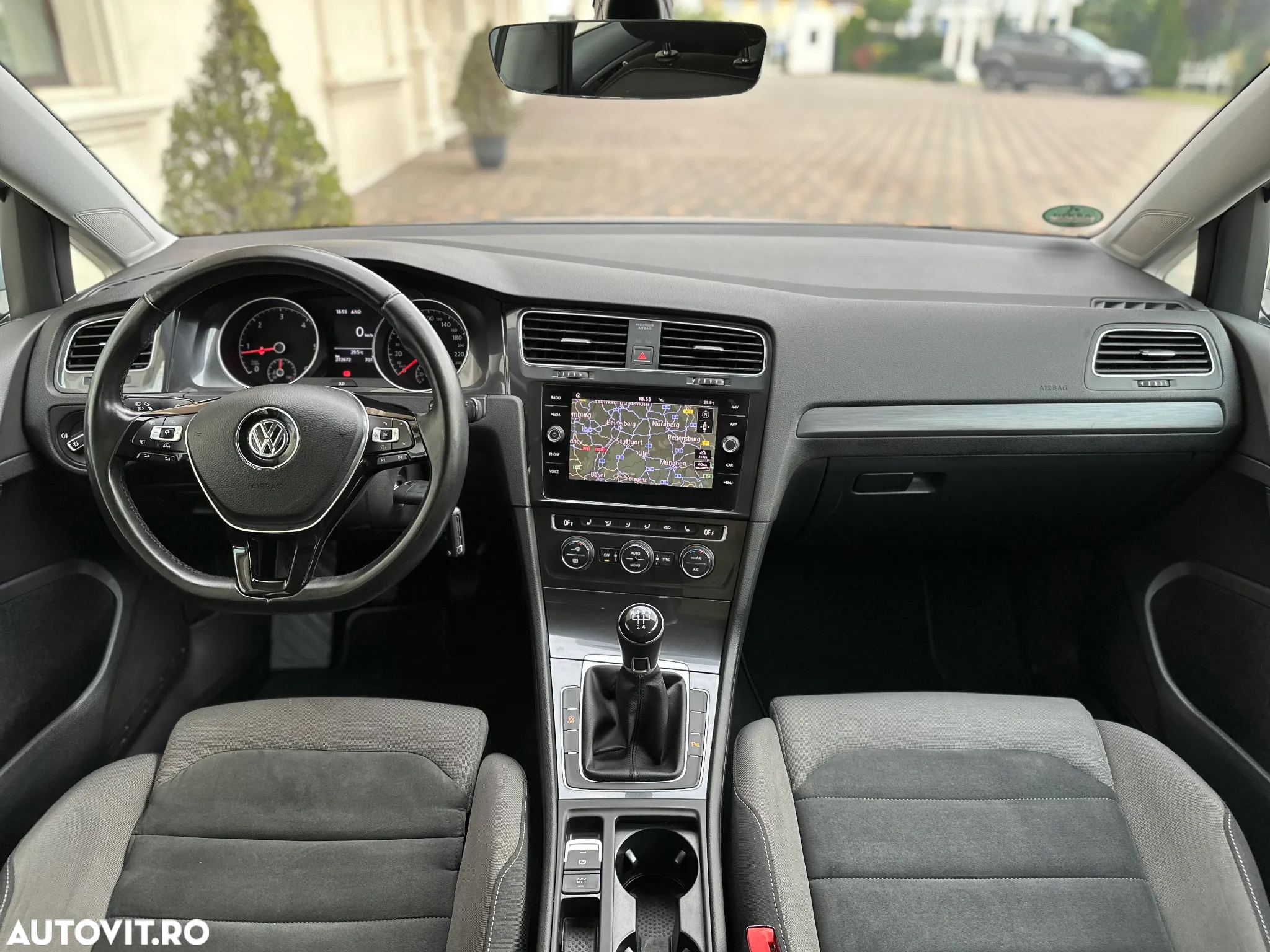 Volkswagen Golf Variant 1.6 TDI (BlueMotion Technology) Trendline - 15