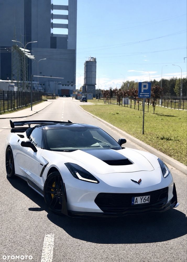 Chevrolet Corvette - 1
