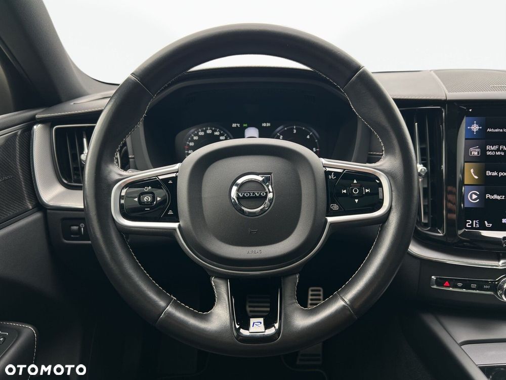 Volvo XC 60 B4 D AWD R-Design - 28