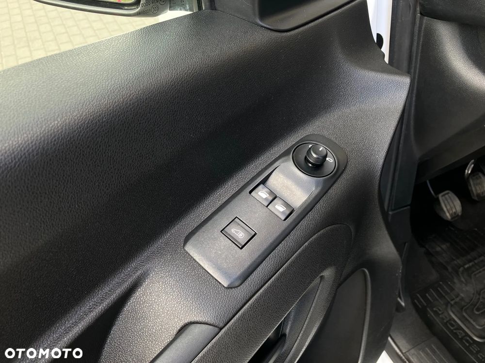 Toyota PROACE CITY - 32