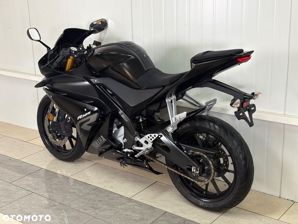 Yamaha YZF - 7