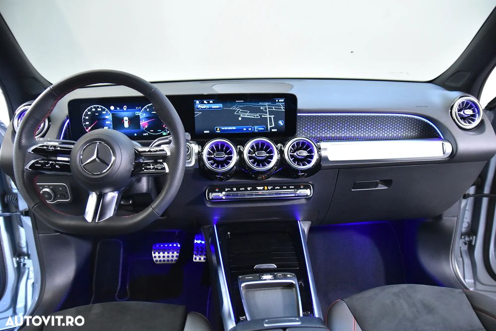 Mercedes-Benz GLB - 10