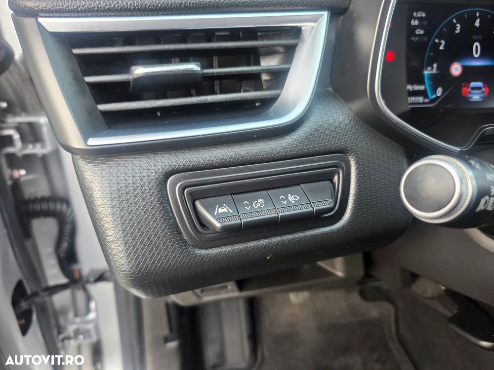 Renault Clio TCe 100 INTENS - 25