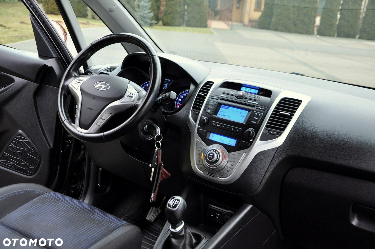 Hyundai ix20 - 25