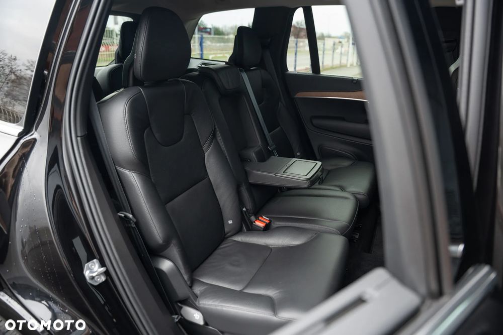 Volvo XC 90 D5 AWD Inscription 7os - 35