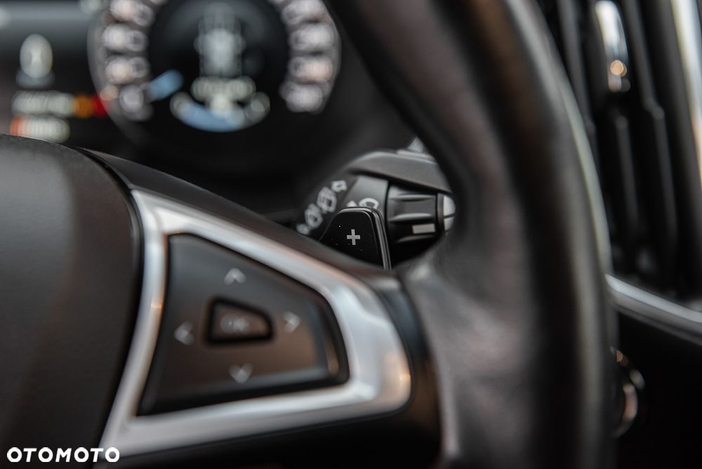 Ford Edge 2.0 TDCi Bi-Turbo 4x4 Titanium - 22