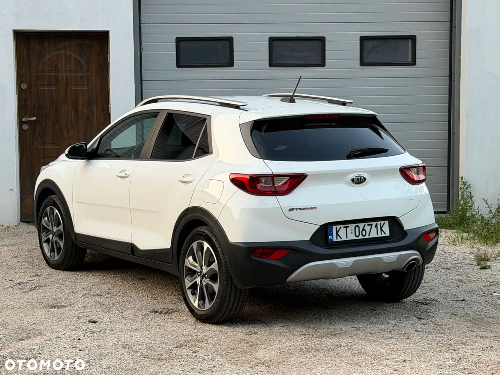 Kia Stonic 1.4 L - 7