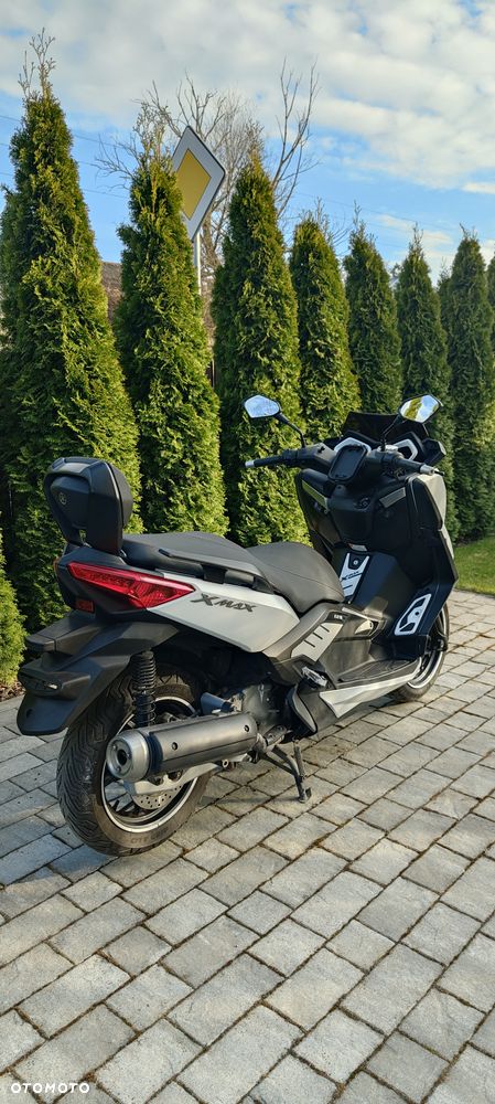 Yamaha X-max - 3