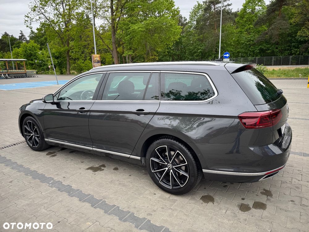 Volkswagen Passat 2.0 TDI Elegance DSG - 5