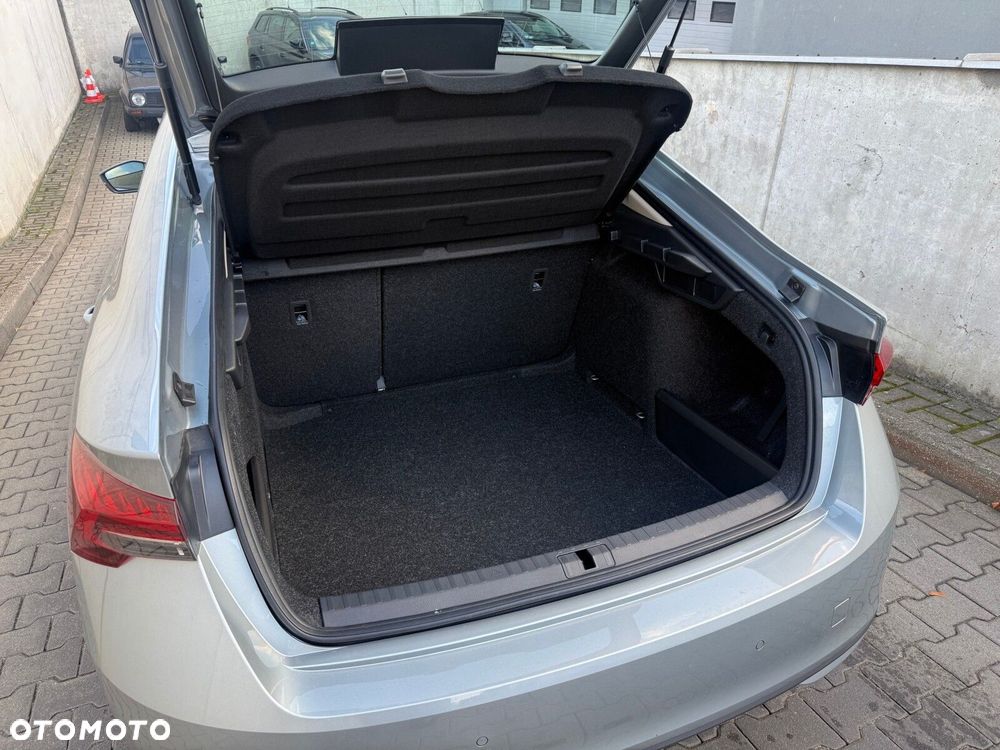 Skoda Octavia 1.5 TSI mHEV Drive Essence DSG - 28
