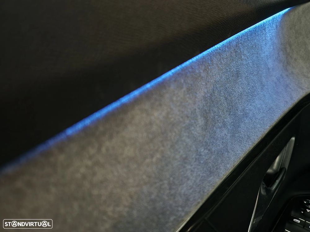 Peugeot 3008 1.5 BlueHDi GT EAT8 - 17