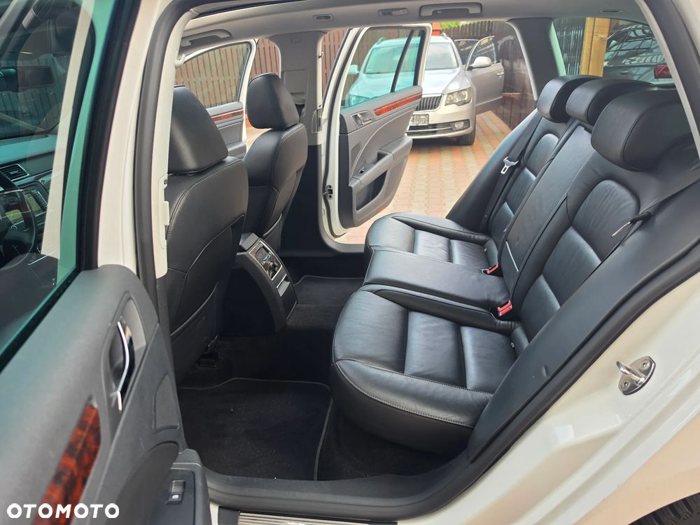 Skoda Superb 2.0 TDI Exclusive - 23