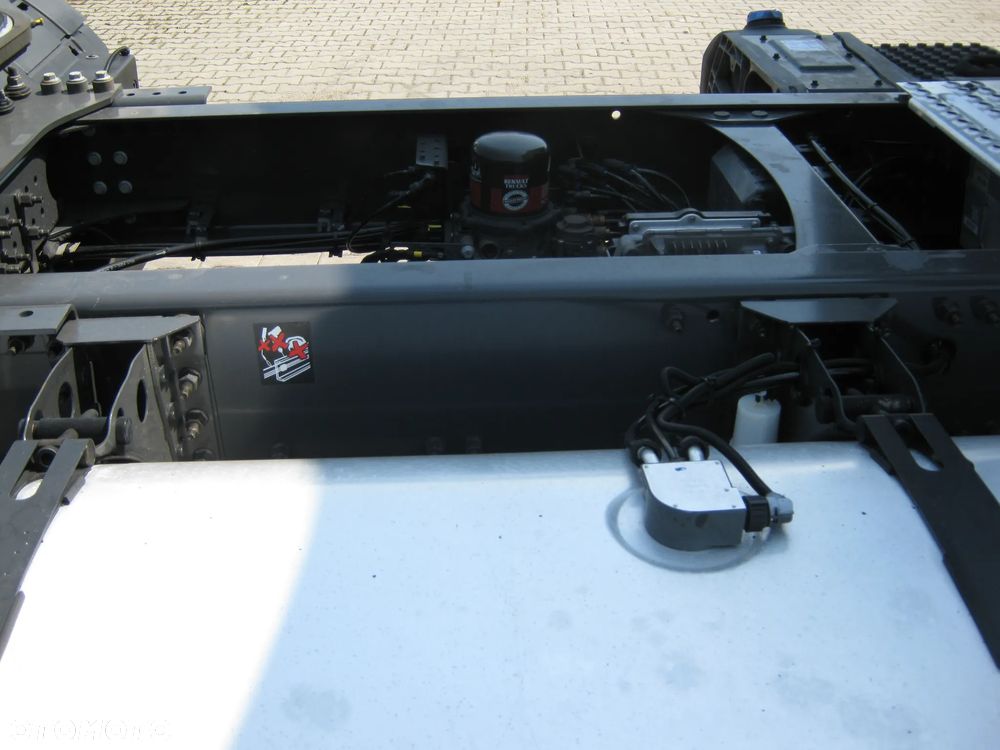 Renault T-460 SPROWADZONE - 9