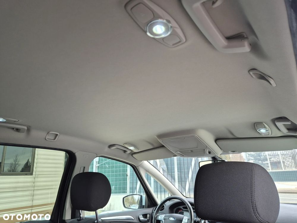 Ford S-Max 2.0 TDCi DPF Titanium X - 14