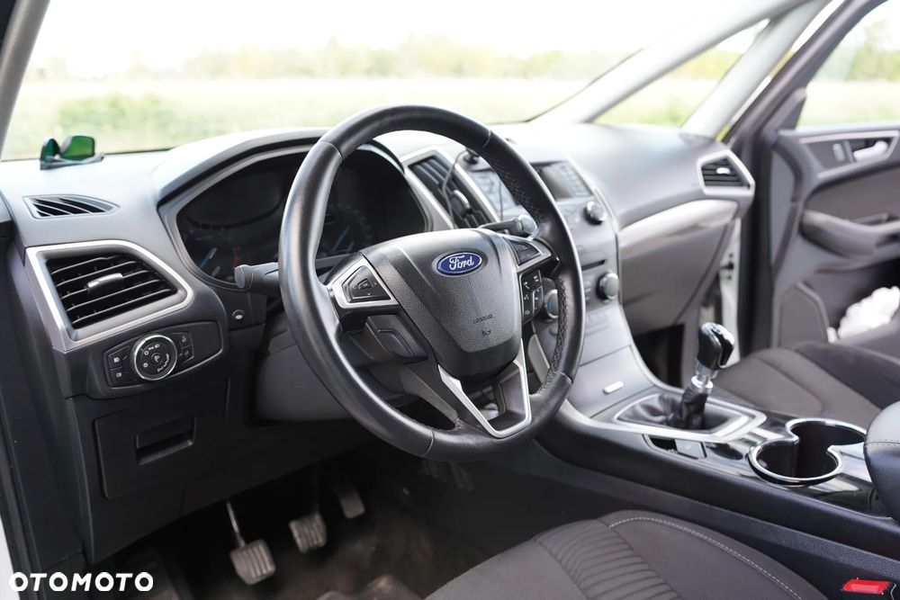 Ford S-Max 2.0 TDCi Trend - 11