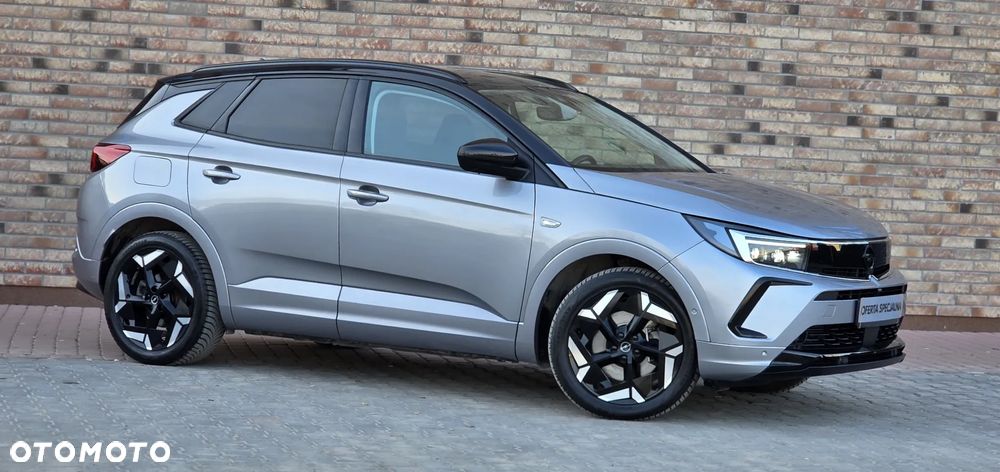 Opel Grandland 1.6 T PHEV 4x4 GS Line - 2