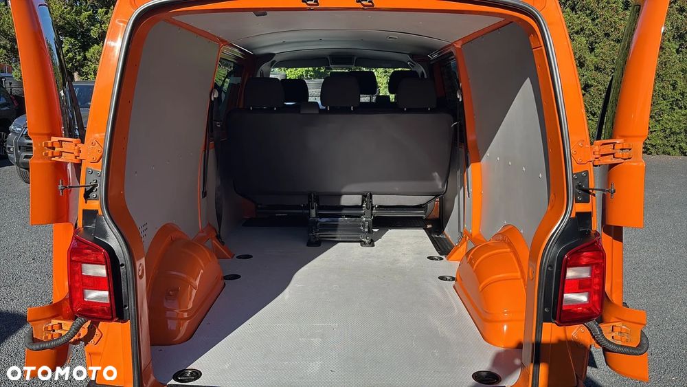 Volkswagen Transporter - 8
