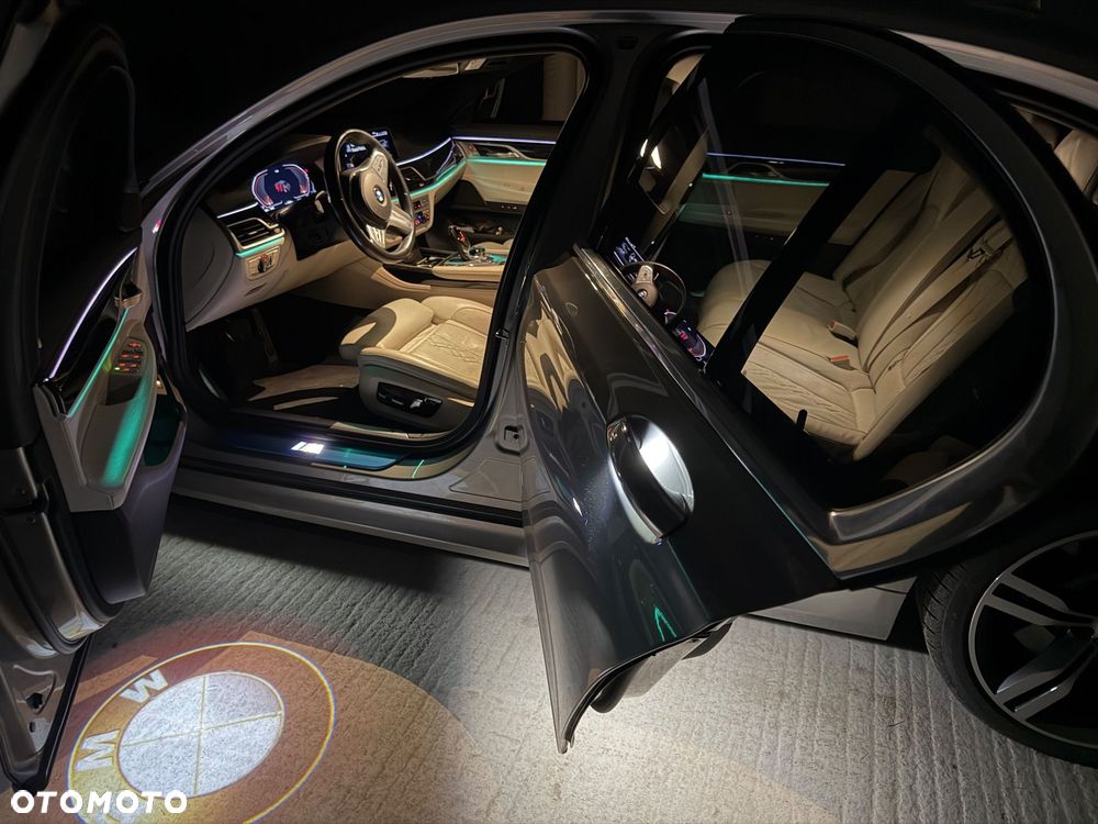 BMW Seria 7 730d xDrive - 9