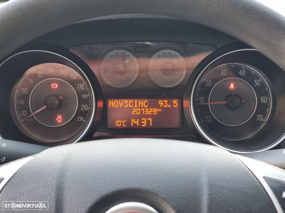 Fiat Punto 1.3 M-Jet Easy S&S - 18