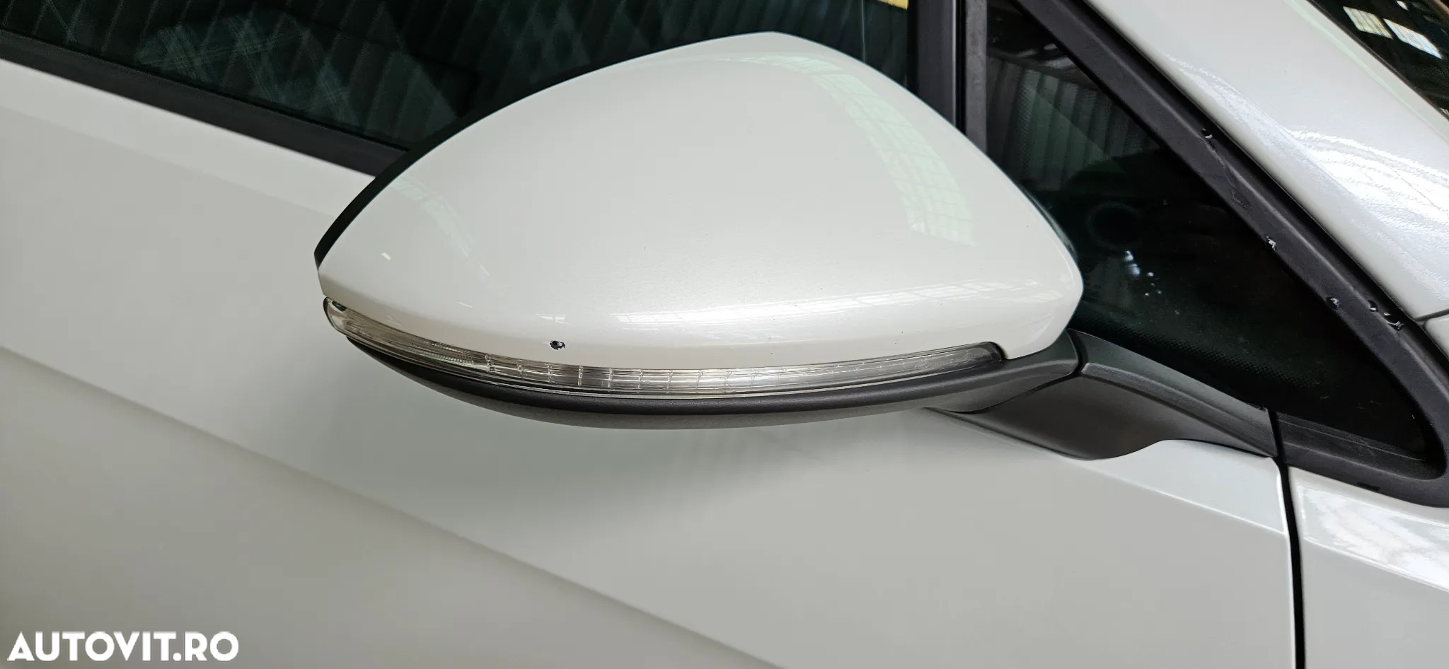 Volkswagen Golf - 12