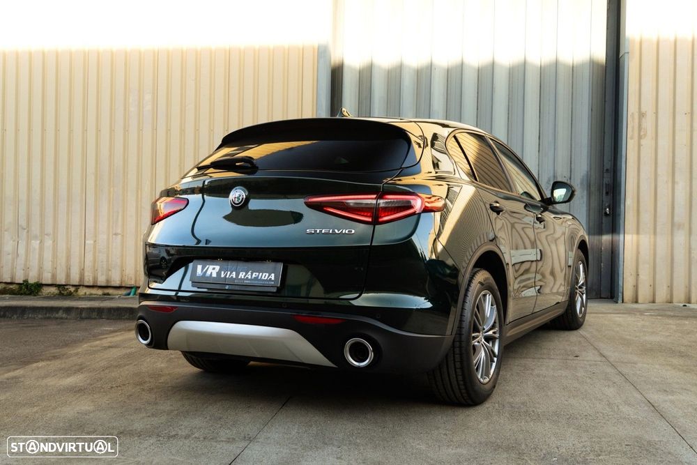 Alfa Romeo Stelvio 2.2 D Super AT8 - 8