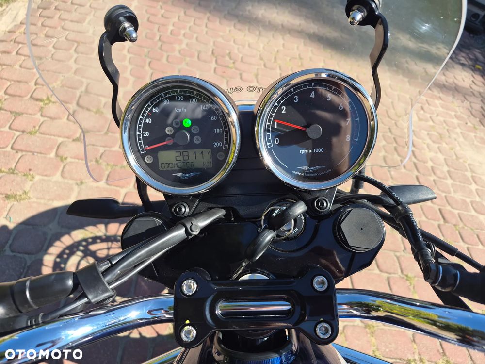 Moto Guzzi V7 - 18