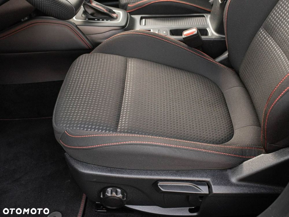 Ford Focus - 11