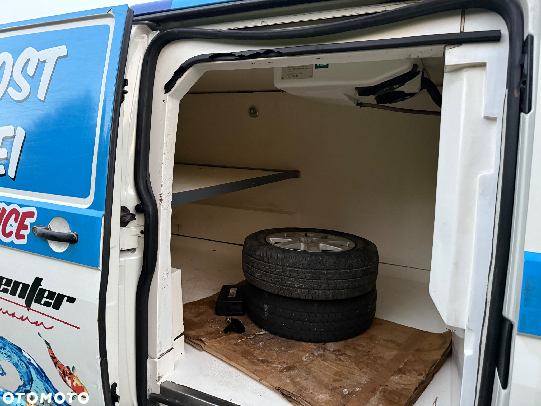 Volkswagen Transporter - 9