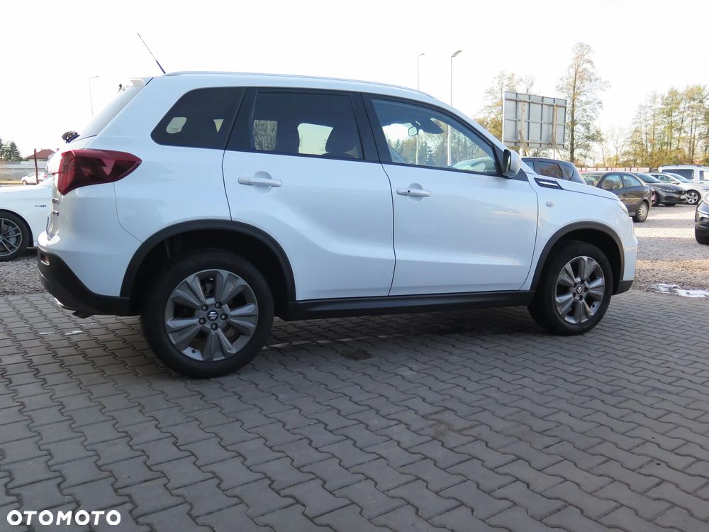 Suzuki Vitara - 10